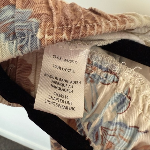 Haver & Blair Floral Wide Leg Pants | Size M - Picture 6 of 6